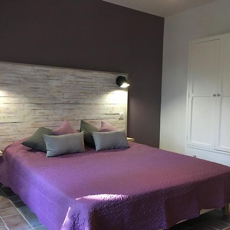 Mas De La Pinede Ex-Les Arbousiers Bed & Breakfast Bollène Eksteriør bilde