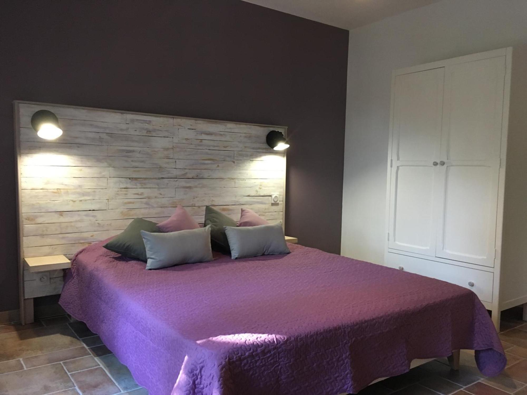 Mas De La Pinede Ex-Les Arbousiers Bed & Breakfast Bollène Eksteriør bilde