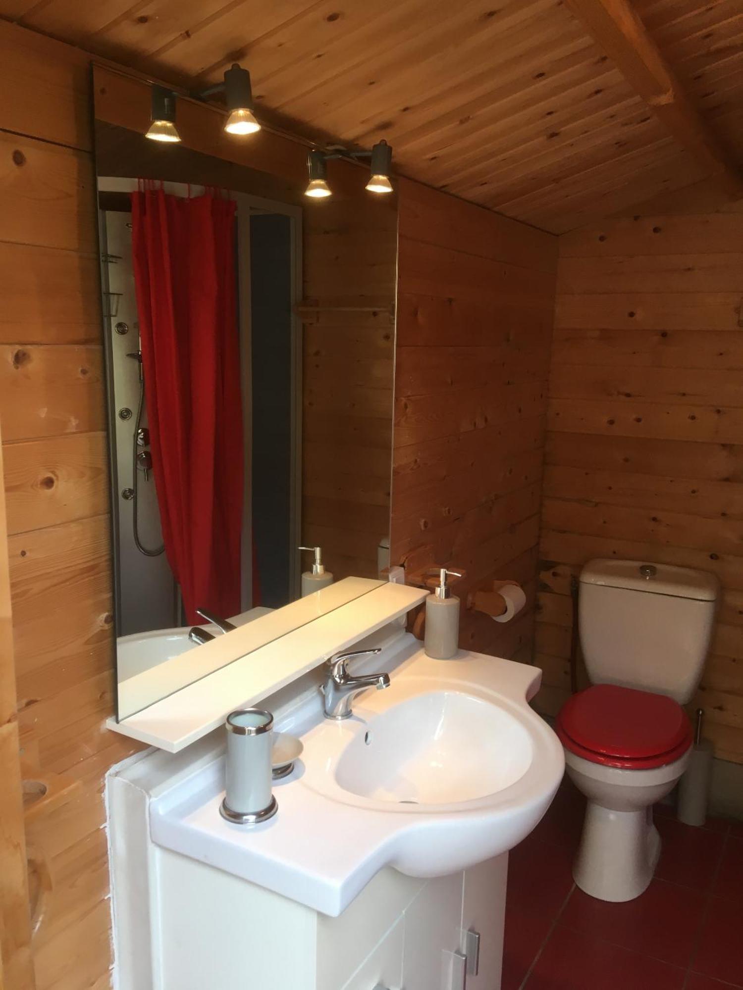 Mas De La Pinede Ex-Les Arbousiers Bed & Breakfast Bollène Eksteriør bilde